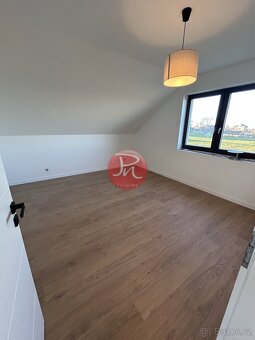 Prodej novostavby rodinného domu 5+KK, 149m2, s pozemkem 14 - 14