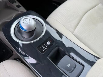 Nissan LEAF 80Kw SL 1-Majitel - 14