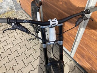 Sjezdové DH kolo - XL rám - 14