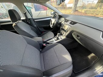 Škoda Octavia 1.6 TDi DSG Navigace, Tempomat - 14