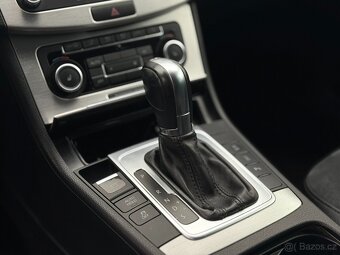 Passat B7 na opravu/náhradní díly - 14