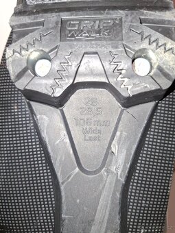 Přeskáče Atomic - 14