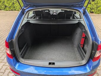 ŠKODA OCTAVIA Combi III, 77 kw, nafta + příslušenství - 14