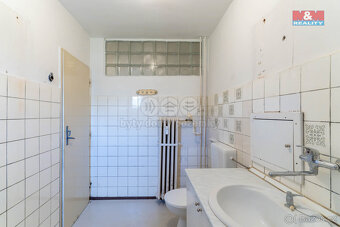 Prodej bytu 3+1, 72 m², Chropyně, ul. Tyršova - 14
