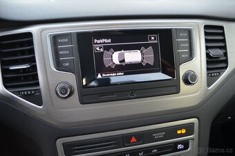 PRODÁM VW GOLF SPORTSVAN 1.6TDI DSG 2014 - 14