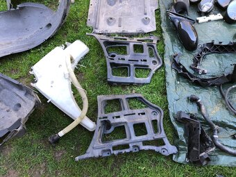 Soubor nahradnich dilu BMW 3 e90 325i 160kw 2005 - 14