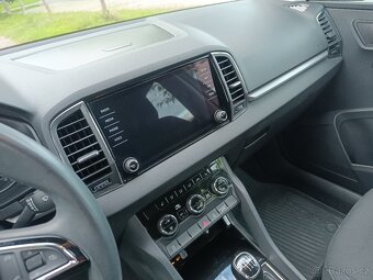 2018 Karoq 1,5TSI 110kW, 98Tkm, ČR původ, 1.maj. - 14