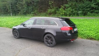 Opel Insignia 2.0 CDTi 118 kW, kombi - 14