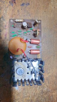 Prodám mix součástek elektro - 14