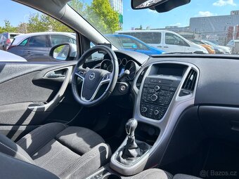 Opel Astra J 1,6 16V, 2009, tyrkysová, najeto 135.386 km - 14