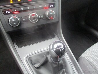 Seat Leon 1.4TSi 92kW ST STYLE VE VÝBAVĚ L+Z pneu 2017 - 14