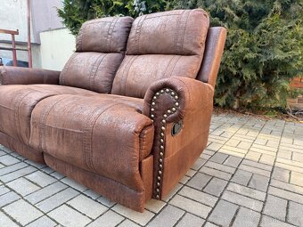 LUXUSNÍ SEDACÍ SOUPRAVA(POHOVKA) S RELAXAČNÍ FUNKCÍ - 14