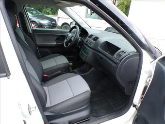 Škoda Fabia 1,2 12V KLIMA,TAŽNÉ ZAŘÍZENÍ - 14