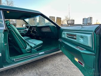 Lincoln Mark IV 1976 7.5 liter V8 - 14