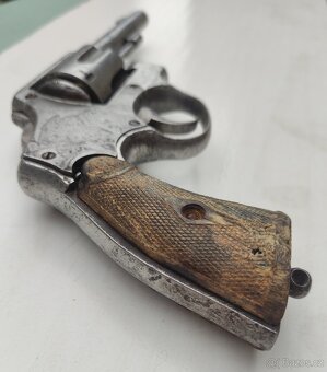 Smith & Wesson - 14