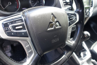 Mitsubishi L200 2.3 DI-D 4WD INTENSE,110kW M6 - ZÁNOVNÝ STAV - 14