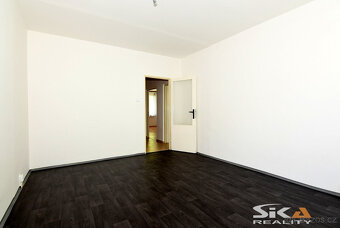 Pronájem bytu 3+1 se zasklenou lodžií, 80 m2 - 14