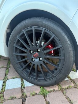 Ligier JS50L - 14
