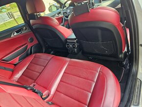 Kia Stinger GT 3.3 4x4 272kW 2018 - 14