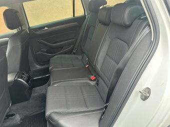 Volkswagen Passat 2.0 TDi 140kW 4motion DSG Alltrack - 14