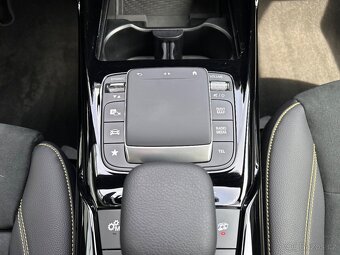 Prodám Mercedes-Benz A 45 S AMG 4MATIC+ AKRAPOVIČ - 14