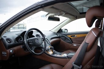Mercedes-Benz SL 500 V8 AMG - 14