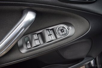 Ford S-MAX 1,6EB 7MÍST,TOP STAV,PR.SERVIS - 14
