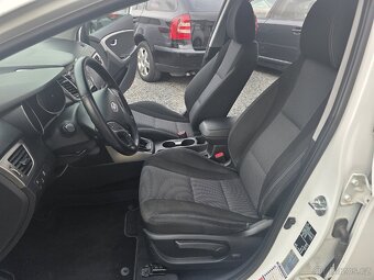 Hyundai i30 1.6 1majitel 63 TKM 249 000 Kč - 14