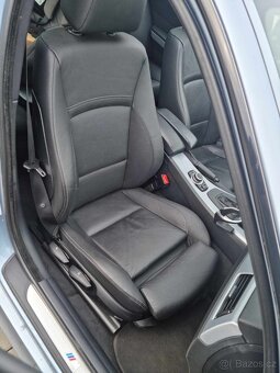 BMW E91 325D LCI 145kW M57 6st Automat Tovární M Paket - 14