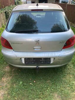 Prodám Peugeot 307, 1.6i, rok 2004, bez STK - 14