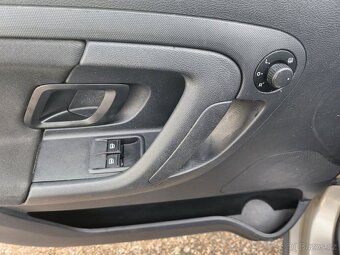Škoda Roomster 1.2 TSI SCOUT - 14