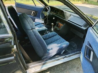 Lancia Gamma 2.5ie - 14
