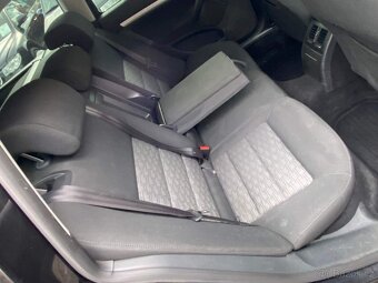 Škoda Octavia Combi 1.4TSI 90kW klima tempomat ČR - 14