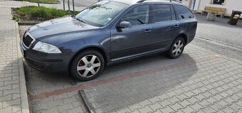 Škoda Octavia 2 2.0TDI BMM Elegance - 14