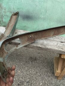 Predny naraznik 120 105 100 110 - 14