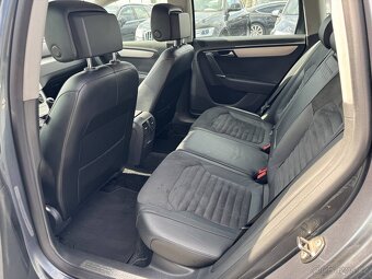 Volkswagen Passat 2.0 TDi 103KW BMT VARIANT - 14