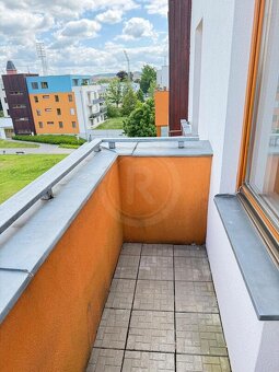 PRONÁJEM PROSTORNÉHO BYTU 4+KK, U LUČNÍHO JEZU, ČB - 14