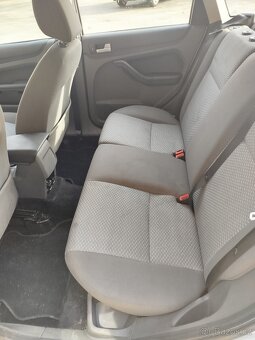 Ford Focus 1.6 - 14