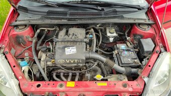 Toyota Yaris 1.0 50kW - 14