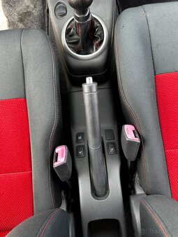 Suzuki Swift Šport 1.6 Benzín Renault Clio VW golf Škoda - 14