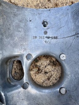 ČZ 125 175 250 - kryt karburátoru - 14