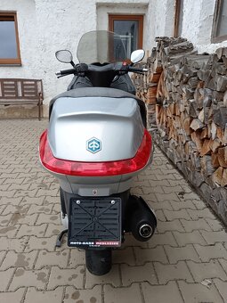 PIAGGIO X8 250 i.e - 14