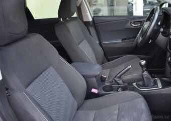 Toyota Auris 1,6I ČR KEYLESS 2xKOLA KAMERA - 14