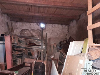 Prodej chalupy 2+1 se dvorem a stodolou v Maňovicích, RD 2+ - 14