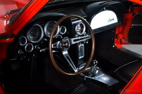 Corvette C2 Sting Ray Coupé - 14