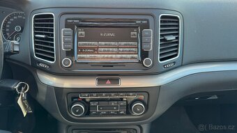 VW Sharan 2.0 TDi 103kW Comfortline - 14