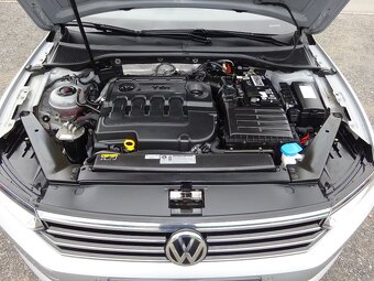 VW PASSAT Variant Comfort 2,0 TDI 110kW+DSG-2.Maj.+Serviska - 14