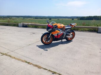 Honda CBR 1000RR REPSOL - 14