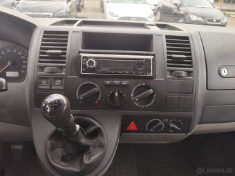 VW T5.Caravelle.1.9TDI.75kw.6 míst.R.V.11/2006.STK Nová - 14