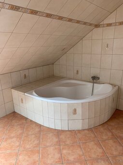 Prodej RD 7+kk v obci Ivaň  PRODÁNO - 14